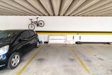Apartamento à venda com 61m², 2 quartos e 1 vaga Apartamento à venda com 61m², 2 quartos e 1 vagaGaragem
