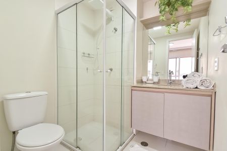 Banheiro de kitnet/studio à venda com 1 quarto, 27m² em Liberdade, São Paulo