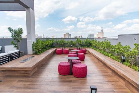 Studio à venda com 27m², 1 quarto e sem vaga Studio à venda com 27m², 1 quarto e sem vagaRooftop