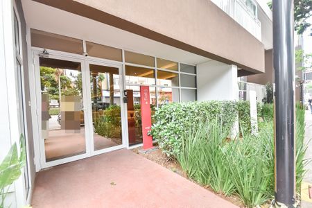 Studio à venda com 27m², 1 quarto e sem vaga Studio à venda com 27m², 1 quarto e sem vagaFachada e portaria