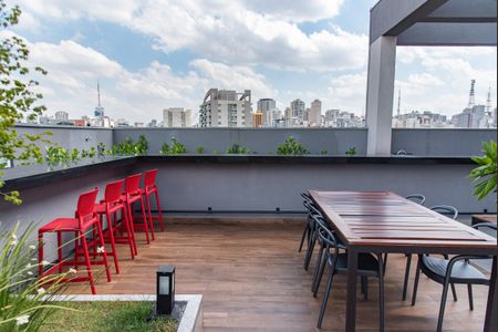 Studio à venda com 27m², 1 quarto e sem vaga Studio à venda com 27m², 1 quarto e sem vagaRooftop