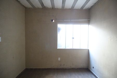 Quarto de casa para alugar com 1 quarto, 80m² em Morro Agudo, Nova Iguaçu