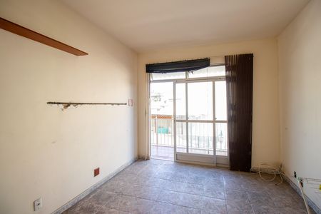 Apartamento para alugar com 74m², 3 quartos e 1 vaga Apartamento para alugar com 74m², 3 quartos e 1 vagaSala