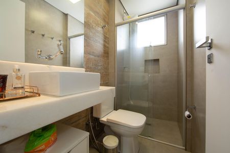 Apartamento para alugar com 83m², 3 quartos e 1 vaga Apartamento para alugar com 83m², 3 quartos e 1 vagaBANHEIRO2