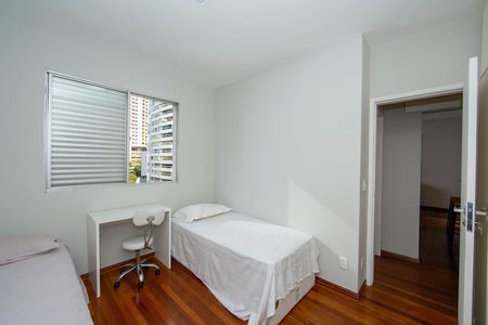 Apartamento para alugar com 83m², 3 quartos e 1 vaga Apartamento para alugar com 83m², 3 quartos e 1 vagaQUARTO1