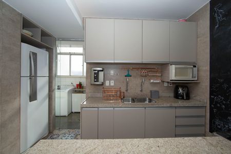 Apartamento para alugar com 83m², 3 quartos e 1 vaga Apartamento para alugar com 83m², 3 quartos e 1 vagaCOZINHA