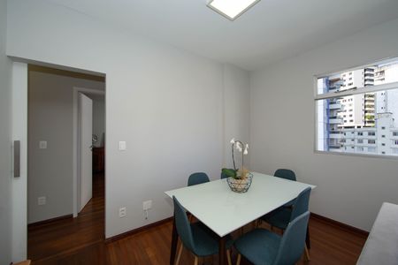 SALA de apartamento para alugar com 3 quartos, 90m² em Anchieta, Belo Horizonte