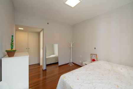 Apartamento para alugar com 83m², 3 quartos e 1 vaga Apartamento para alugar com 83m², 3 quartos e 1 vagaQUARTO3