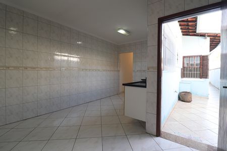 Casa à venda com 135m², 3 quartos e 2 vagasCozinha