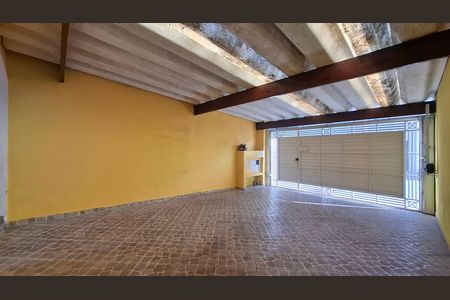 Casa à venda com 135m², 3 quartos e 2 vagas Casa à venda com 135m², 3 quartos e 2 vagasGaragem