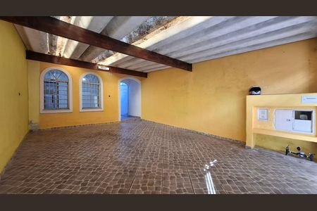Casa à venda com 135m², 3 quartos e 2 vagas Casa à venda com 135m², 3 quartos e 2 vagasGaragem