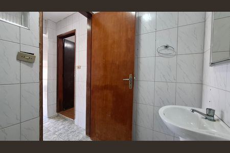 Casa à venda com 135m², 3 quartos e 2 vagas Casa à venda com 135m², 3 quartos e 2 vagasBanheiro 2