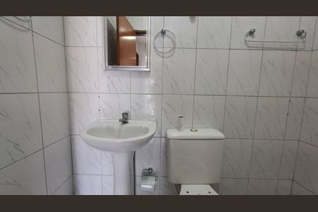 Casa à venda com 135m², 3 quartos e 2 vagas Casa à venda com 135m², 3 quartos e 2 vagasBanheiro 2