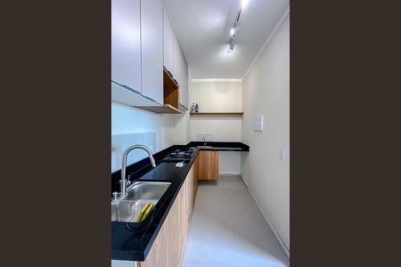 Apartamento à venda com 34m², 2 quartos e sem vaga Apartamento à venda com 34m², 2 quartos e sem vagaCozinha e Área de Serviço