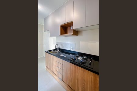 Apartamento à venda com 34m², 2 quartos e sem vaga Apartamento à venda com 34m², 2 quartos e sem vagaCozinha e Área de Serviço