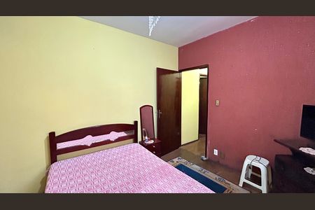 Casa à venda com 343m², 5 quartos e 5 vagasQuarto 3