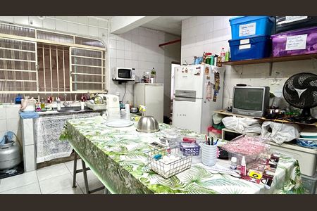 Casa à venda com 343m², 5 quartos e 5 vagasCozinha 2