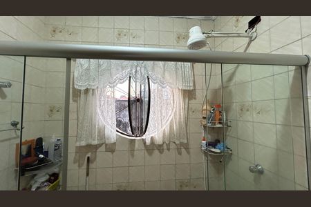 Casa à venda com 343m², 5 quartos e 5 vagasBanheiro 2