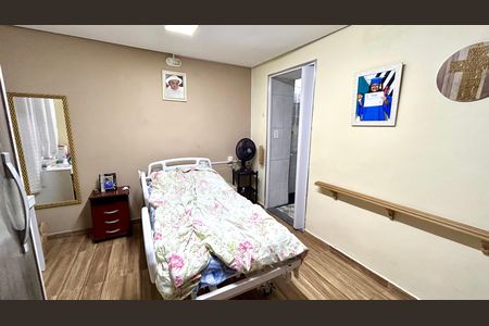 Casa à venda com 343m², 5 quartos e 5 vagasQuarto Suíte 1