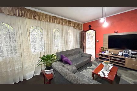 Casa à venda com 343m², 5 quartos e 5 vagasSala