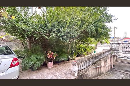 Casa à venda com 343m², 5 quartos e 5 vagasQuintal