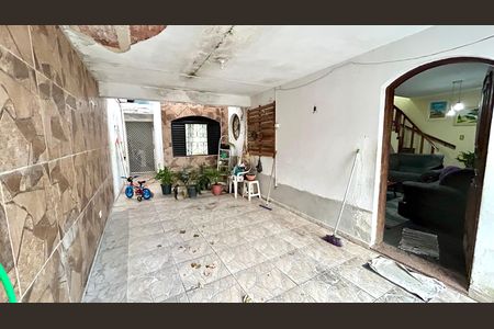 Casa à venda com 343m², 5 quartos e 5 vagasQuintal
