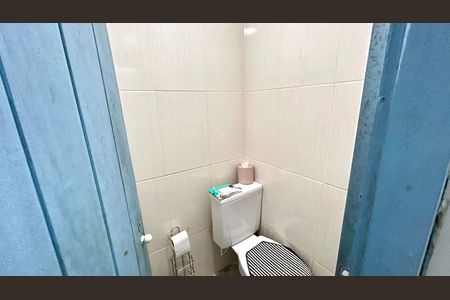 Casa à venda com 343m², 5 quartos e 5 vagasLavabo