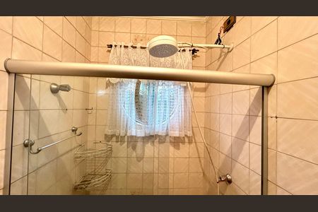 Casa à venda com 343m², 5 quartos e 5 vagasBanheiro da Suíte 2