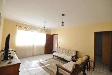 Sala de casa à venda com 3 quartos, 320m² em Vila Isolina Mazzei, São Paulo