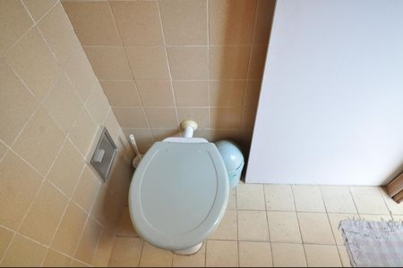 Casa à venda com 320m², 3 quartos e 2 vagasBanheiro de serviço