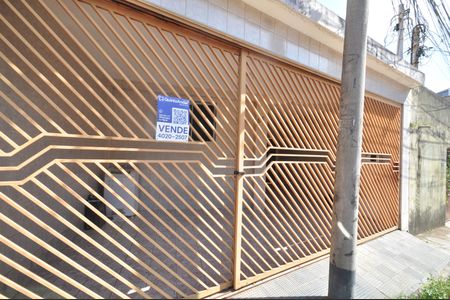 Casa à venda com 320m², 3 quartos e 2 vagasFachada