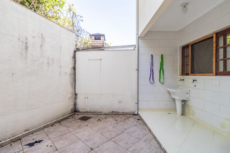 Casa de condomínio para alugar com 106m², 2 quartos e 2 vagas