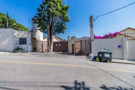 Casa de condomínio para alugar com 106m², 2 quartos e 2 vagas