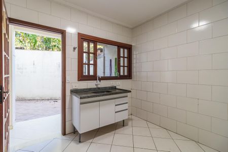 Casa de condomínio para alugar com 106m², 2 quartos e 2 vagas