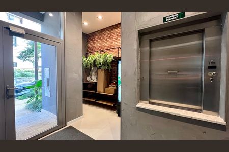 Apartamento para alugar com 37m², 1 quarto e 1 vaga Apartamento para alugar com 37m², 1 quarto e 1 vagaElevador Delivery