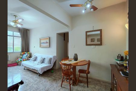 Apartamento à venda com 72m², 3 quartos e 1 vagaSala