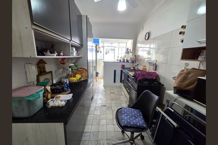 Cozinha de apartamento para alugar com 2 quartos, 68m² em Cidade Ocian, Praia Grande