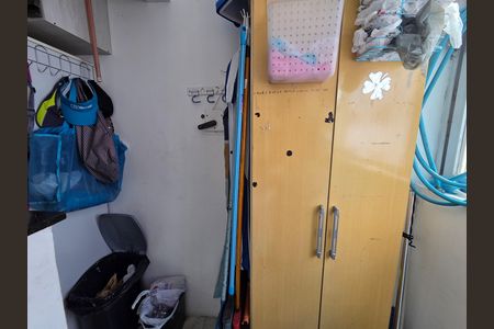 Área de Serviço de apartamento para alugar com 2 quartos, 68m² em Cidade Ocian, Praia Grande