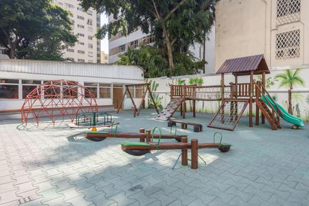 Apartamento à venda com 180m², 3 quartos e 2 vagasPlayground