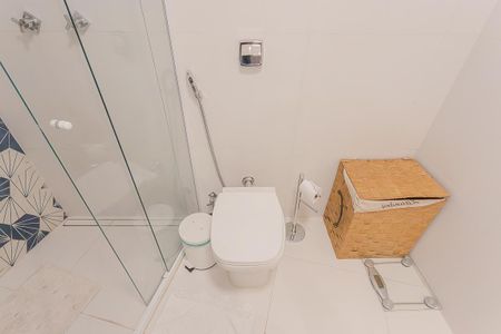 Apartamento à venda com 180m², 3 quartos e 2 vagasBanheiro da Suíte