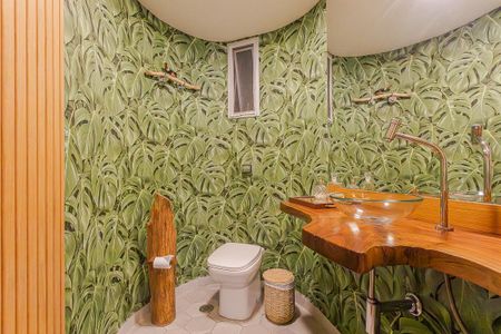 Apartamento à venda com 180m², 3 quartos e 2 vagasLavabo