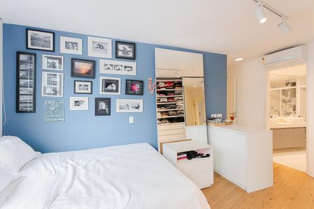 Apartamento à venda com 180m², 3 quartos e 2 vagasSuíte