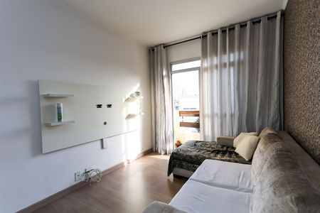 Sala de apartamento para alugar com 2 quartos, 70m² em Parque Assuncao, Taboão da Serra
