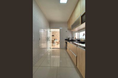 Casa para alugar com 60m², 1 quarto e 2 vagas Casa para alugar com 60m², 1 quarto e 2 vagasCozinha