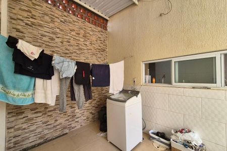Casa para alugar com 60m², 1 quarto e 2 vagas Casa para alugar com 60m², 1 quarto e 2 vagasÁrea de Serviço
