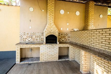 Casa de condomínio à venda com 66m², 2 quartos e 2 vagas Casa de condomínio à venda com 66m², 2 quartos e 2 vagasÁrea comum - Churrasqueira