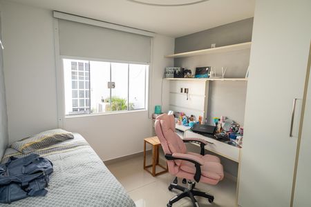 Casa de condomínio à venda com 66m², 2 quartos e 2 vagas Casa de condomínio à venda com 66m², 2 quartos e 2 vagasQuarto 2