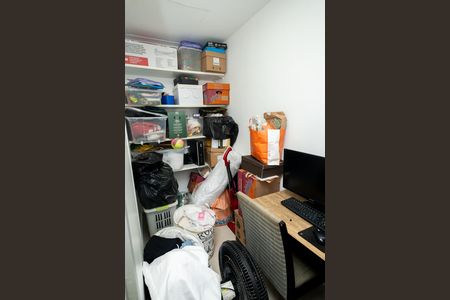 Casa de condomínio à venda com 66m², 2 quartos e 2 vagas Casa de condomínio à venda com 66m², 2 quartos e 2 vagasEscritório