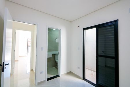 Casa à venda com 140m², 3 quartos e 2 vagas Casa à venda com 140m², 3 quartos e 2 vagasQuarto 2 - Suíte