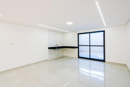Casa à venda com 140m², 3 quartos e 2 vagas Casa à venda com 140m², 3 quartos e 2 vagasCozinha